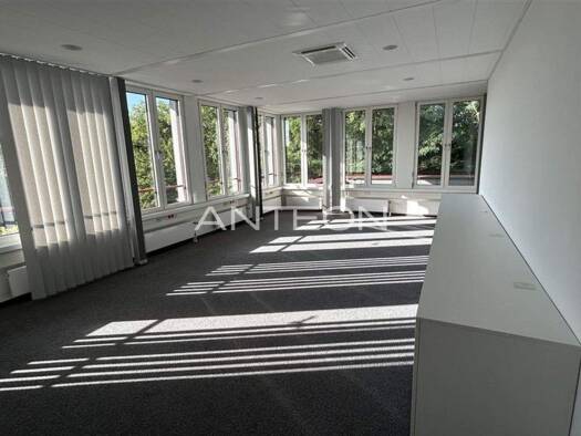 Bürofläche zur Miete 1.180 m² Bürofläche teilbar ab 1.180 m² Bergerhausen Essen 45136