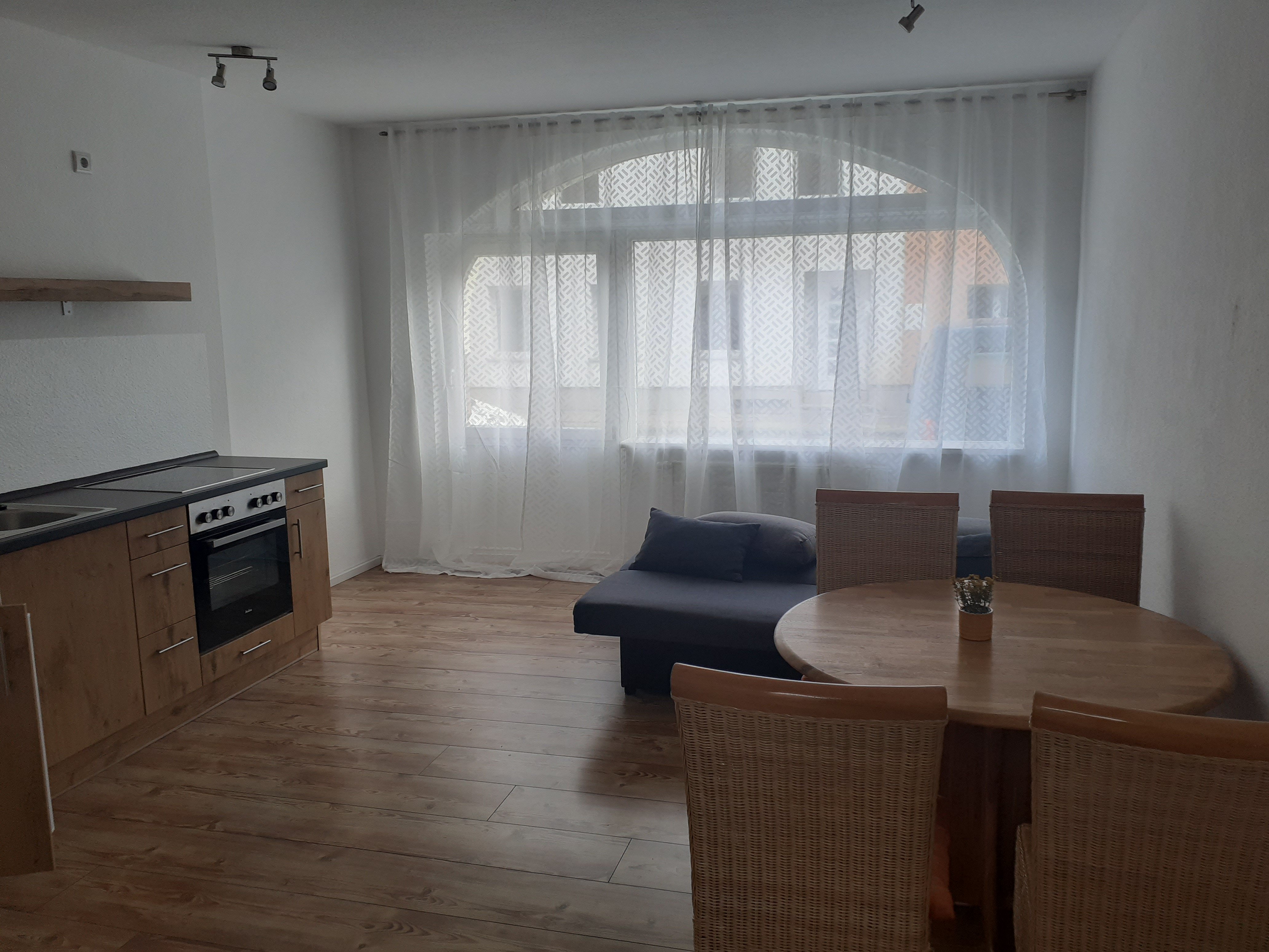 Wohnung zur Miete 200 € 1 Zimmer 30 m²<br/>Wohnfläche EG<br/>Geschoss ab sofort<br/>Verfügbarkeit Sömmerda Sömmerda 99610