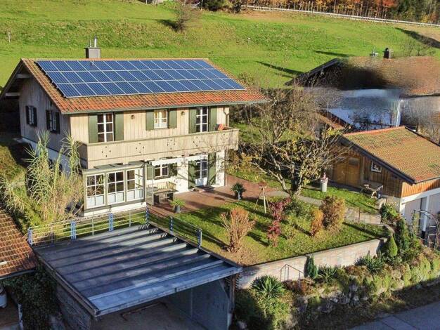 Einfamilienhaus zur Miete 2.200 € 5 Zimmer 135 m² 663 m² Grundstück frei ab 01.05.2026 Wernleiten Siegsdorf 83313