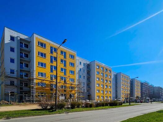 Wohnung zur Miete 922 € 4 Zimmer 95,4 m² frei ab sofort Makarenkostraße 33 Schönwalde II Greifswald 17491