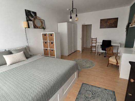 WG-Zimmer zur Miete 300 € 25 m² Geschoss 2/4 frei ab 01.10.2026 Mitte Mitte 30159