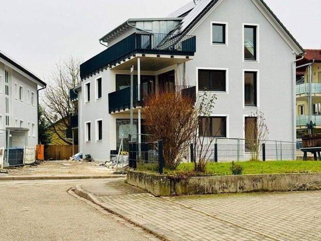 Wohnung zur Miete - Erstbezug 1.798 € 4 Zimmer 116,6 m² EG frei ab 15.03.2026 Bergstraße 9/1 Windenreute Emmendingen Windenreute 79312