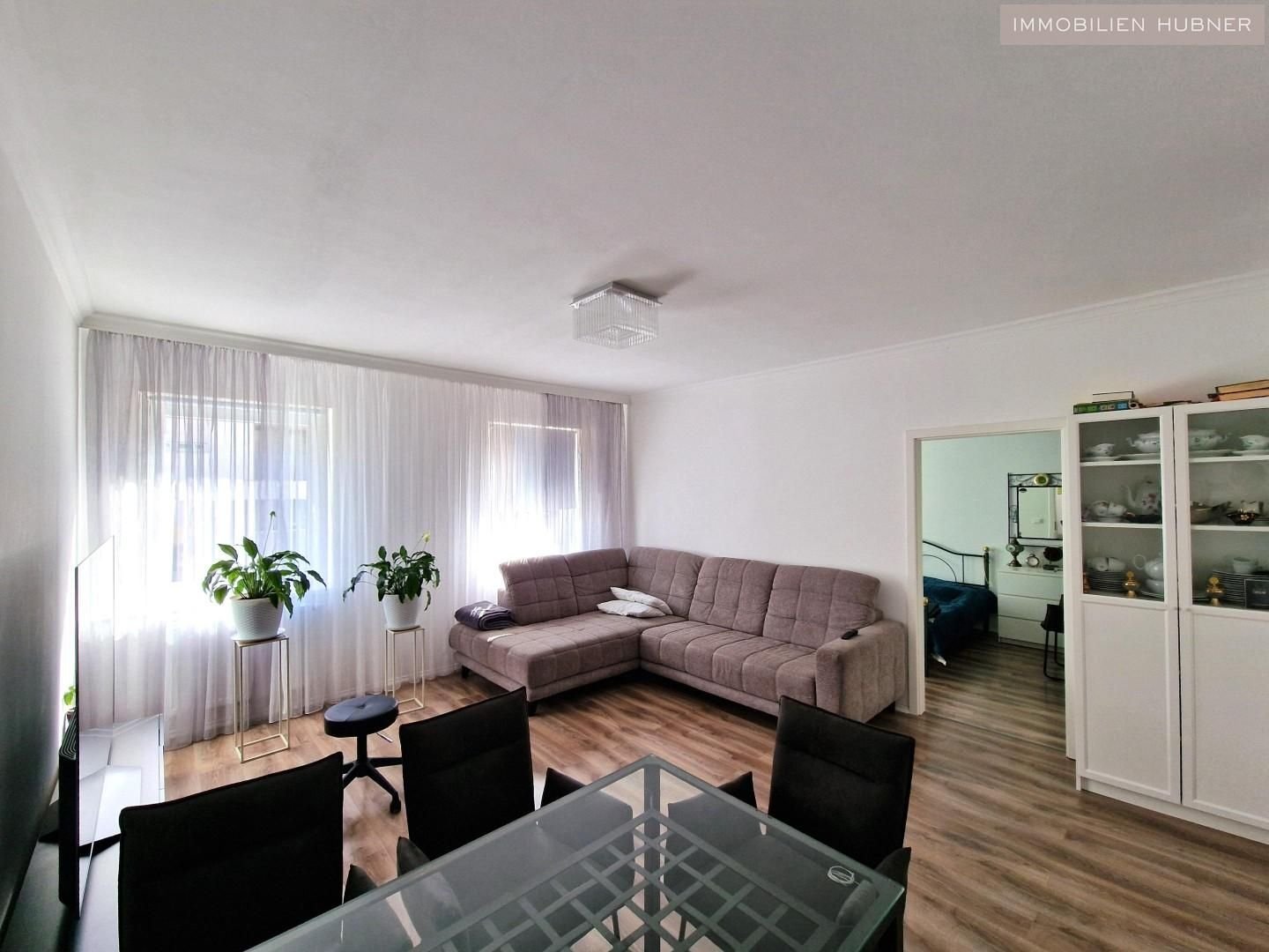 Wohnung zum Kauf 299.000 € 4 Zimmer 103,2 m²<br/>Wohnfläche EG<br/>Geschoss Wiener Neustadt 2700