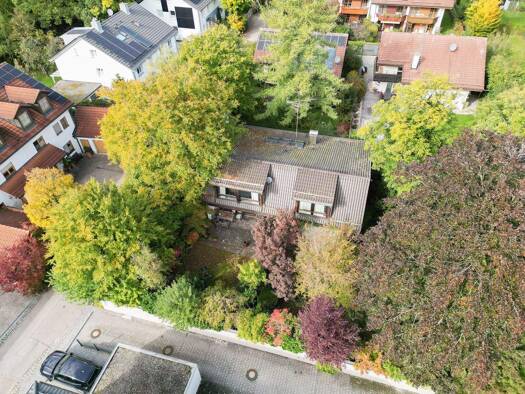 Haus zum Kauf 1.490.000 € 6 Zimmer 240 m² 1.000 m² Grundstück Baldham Vaterstetten 85598