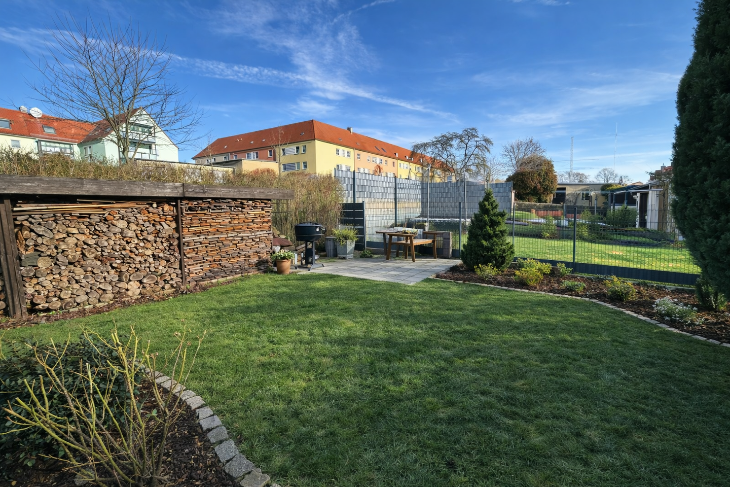 Reihenmittelhaus zum Kauf - Mehr