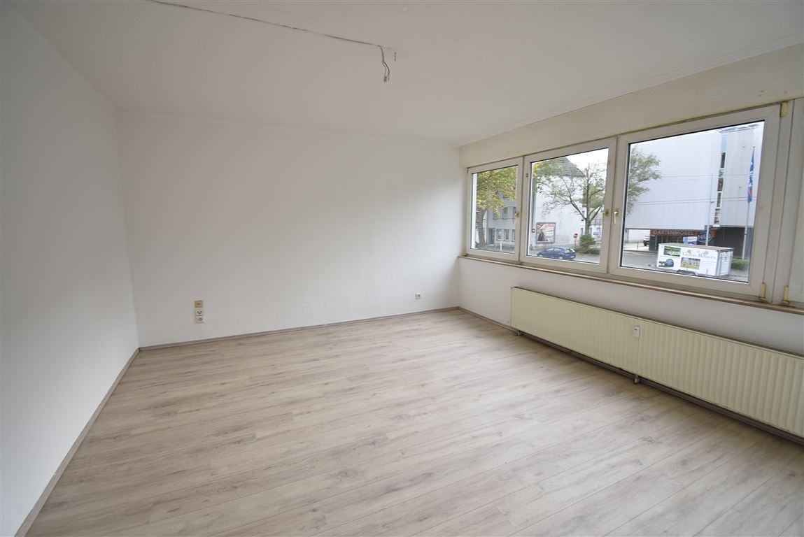 Wohnung zur Miete 405 € 1 Zimmer 24 m²<br/>Wohnfläche 1.<br/>Geschoss ab sofort<br/>Verfügbarkeit Hülser Straße 283 Inrath Krefeld 47803