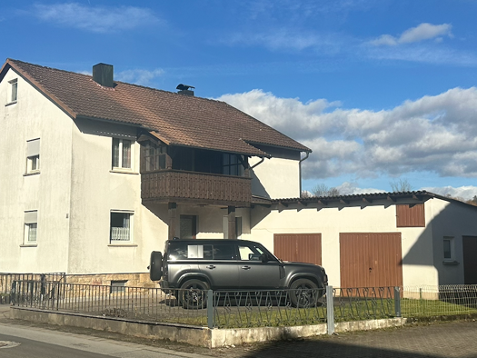 Einfamilienhaus zum Kauf 199.000 € 6 Zimmer 191 m² 1.150 m² Grundstück frei ab 01.03.2026 Neustädter Straße 12 Burglauer 97724