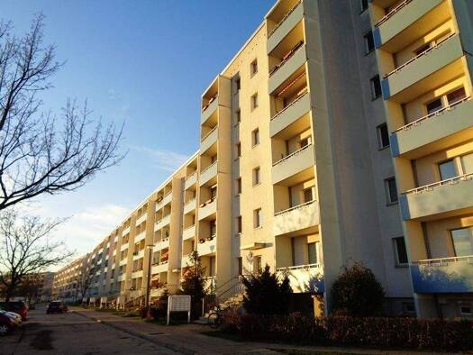 Wohnung zur Miete 488 € 3 Zimmer 69,1 m² 3. Geschoss frei ab 01.03.2026 Rosa-Luxemburg-Allee 76 Hohenstücken Brandenburg an der Havel 14772