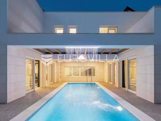 Haus zum Kauf 1.850.000 € 5 Zimmer 300 m² Povlja Selca