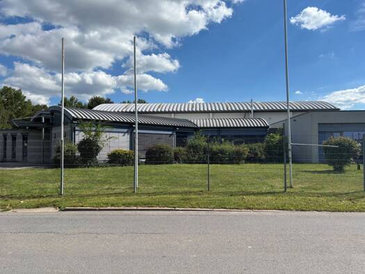 Lagerhalle zum Kauf 1.500.000 € 2.610 m² Lagerfläche Siegmar Chemnitz 09117