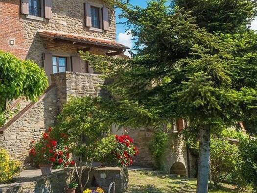 Haus zum Kauf 1.000.000 € 760 m² 2.000 m² Grundstück Castiglion Fiorentino 52043