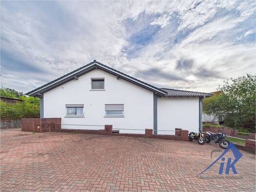 Wohnung zur Miete 2.500 € 8 Zimmer 366 m² Miesenbach Ramstein-Miesenbach 66877