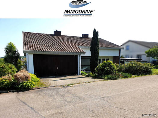 Einfamilienhaus zur Miete 1.500 € 6,5 Zimmer 248 m² 700 m² Grundstück Laichingen 89150