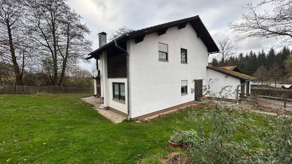Mehrfamilienhaus zum Kauf 295.000 € 6 Zimmer 141 m² 737 m² Grundstück Arrach 93474