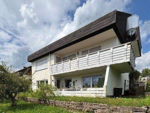 Wohnung zum Kauf 317.900 € 5,5 Zimmer 183,8 m² Unterkirnach 78089