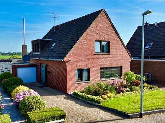 Einfamilienhaus zum Kauf 349.000 € 7 Zimmer 135 m² 908 m² Grundstück Woof Mönchengladbach 41179