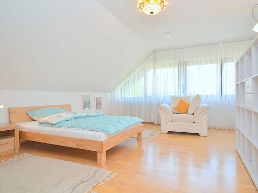 Wohnung zur Miete Wohnen auf Zeit 1.550 € 2 Zimmer 110 m² frei ab 01.10.2025 Kosbach Erlangen/Kosbach 91056