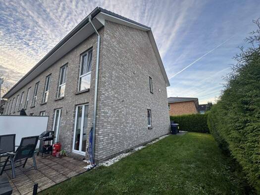 Reihenendhaus zum Kauf 598.000 € 4 Zimmer 137 m² 185 m² Grundstück frei ab sofort Friedrichsgabe Norderstedt 22844