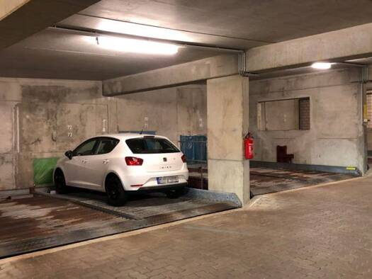 Tiefgarage zur Miete provisionsfrei 65 € 12 m² Aalener Straße 18 Eltingen Leonberg 71229