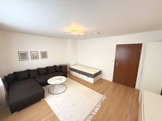 Wohnung zum Kauf 195.000 € 3 Zimmer 68,4 m² 2. Geschoss Bad Cannstatt Bad Cannstatt 70376