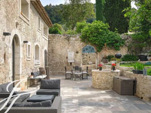 Haus zur Miete Wohnen auf Zeit provisionsfrei 13.000 € 8 Zimmer 400 m² Saint-Paul-de-Vence 06570