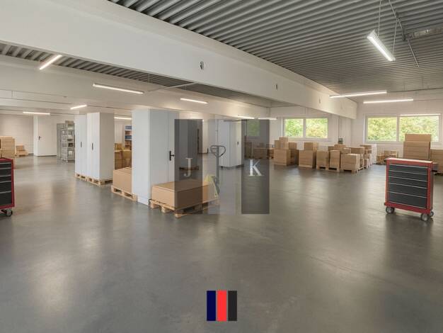 Lagerhalle zur Miete 5,50 € 2.800 m² Lagerfläche teilbar ab 300 m² Ahrensburg 22926