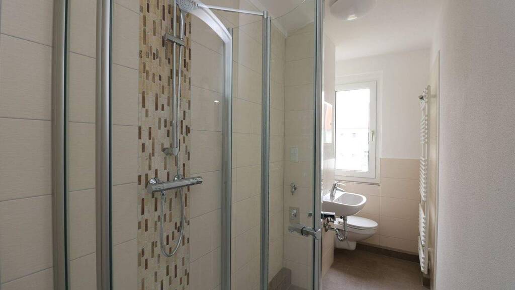 Wohnung zur Miete 339 € 2 Zimmer 46,2 m² 3. Geschoss Max-Planck-Straße 16 Freiberg 09599