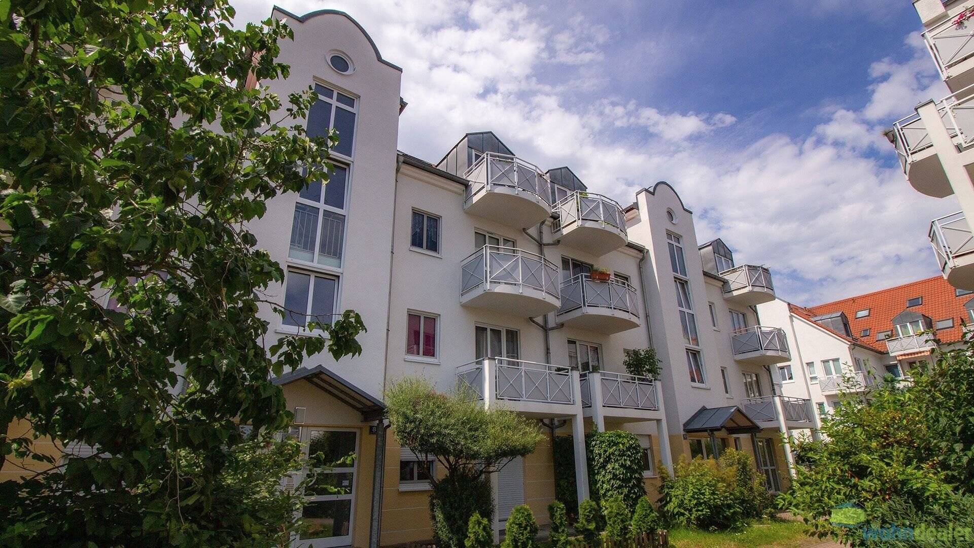 Property thumbnail 2