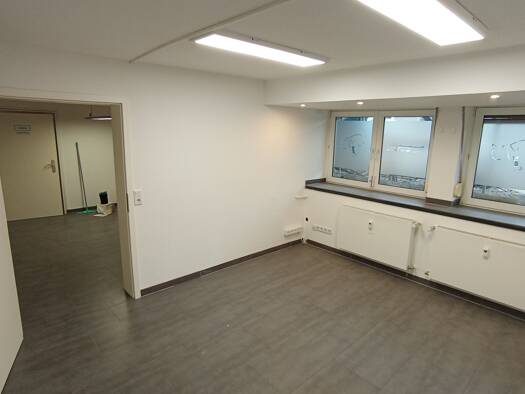 Praxisfläche zur Miete 2.250 € 7 Zimmer 129 m² Bürofläche Liliencronstr. 2 Lindenthal Köln 50931