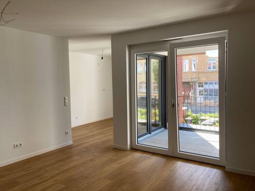 Wohnung zur Miete 765 € 2 Zimmer 74,2 m² EG frei ab sofort Stollbergstr. 2b Ilversgehofen Erfurt 99086