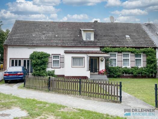 Doppelhaushälfte zum Kauf 59.000 € 3 Zimmer 77 m² 1.970 m² Grundstück frei ab 01.09.2025 Sükow Perleberg / Sükow 19348