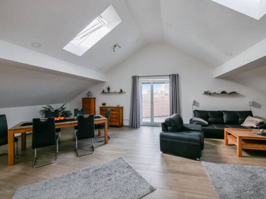 Mehrfamilienhaus zum Kauf 780.000 € 11 Zimmer 322,1 m² 886 m² Grundstück frei ab sofort Kastl 84556