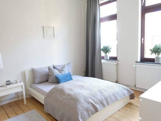 Wohnung zur Miete auf Zeit 1.090 € 2 Zimmer 50 m² frei ab 01.08.2026 Huder Straße Woltmershausen Süd 28197