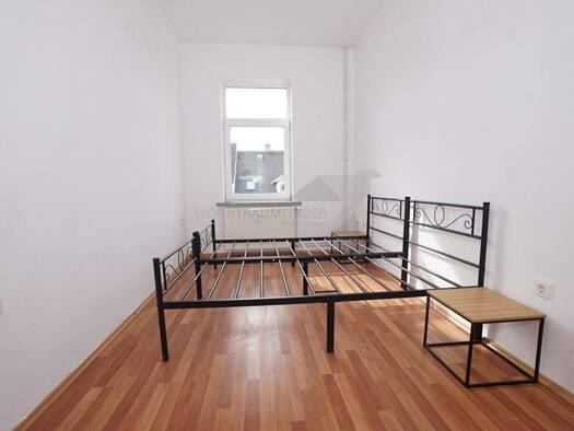 Wohnung zur Miete 299 € 2 Zimmer 54 m² 2. Geschoss Brüderstraße 31 Werdau 08412