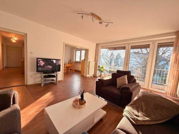 Wohnung zum Kauf provisionsfrei 345.000 € 4 Zimmer 98,8 m² 1. Geschoss Spiegelgartenstr. 42 Herzogenaurach 91074