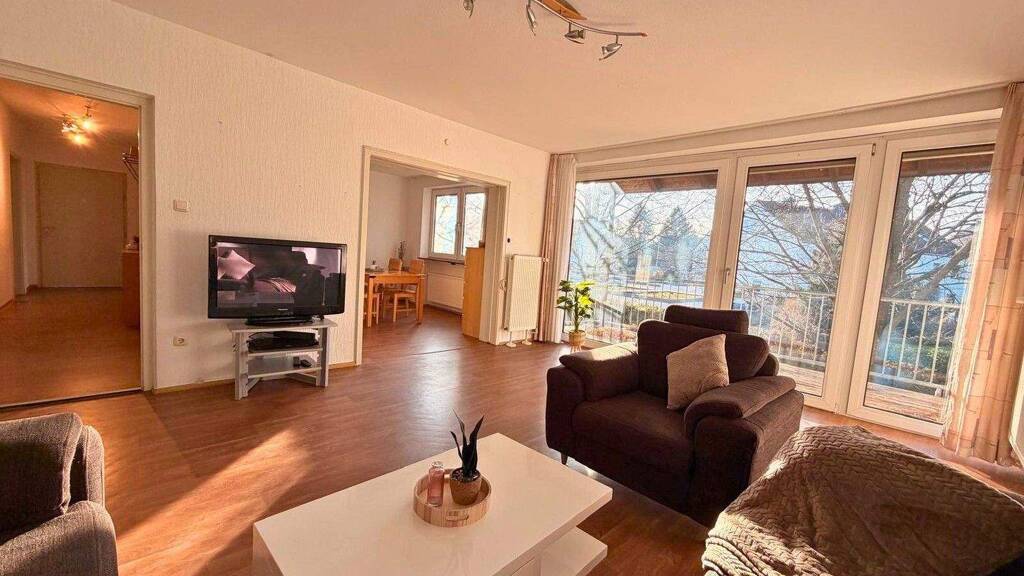 Wohnung zum Kauf provisionsfrei 345.000 € 4 Zimmer 98,8 m² 1. Geschoss Spiegelgartenstr. 42 Herzogenaurach 91074