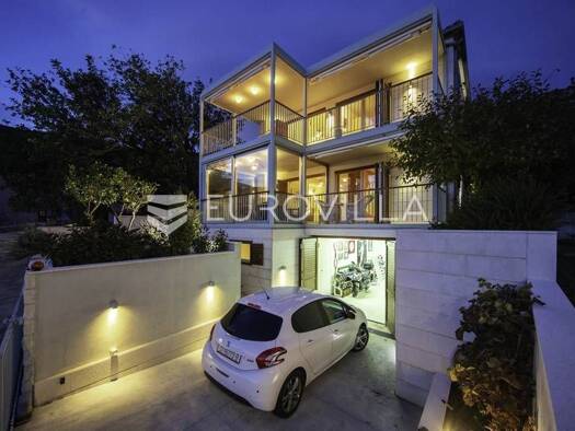Haus zum Kauf 1.200.000 € 5 Zimmer 260 m² Komiza Komiža 21485