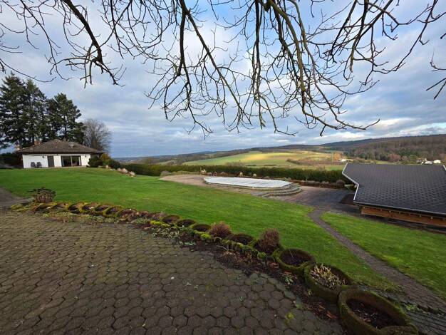 Bungalow zum Kauf 905.000 € 5 Zimmer 175 m² 2.397 m² Grundstück Bleidenstadt Idstein-Walsdorf 65510