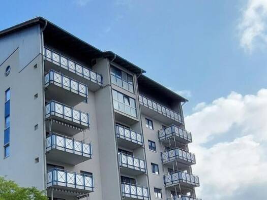 Wohnung zur Miete 307 € 3 Zimmer 84,5 m² EG Wismarer Straße 22 Weida Riesa 01587
