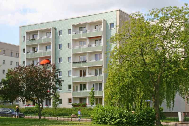 Wohnung zur Miete 275 € 2 Zimmer 48,2 m²<br/>Wohnfläche 1.<br/>Geschoss 01.02.2025<br/>Verfügbarkeit Skorpionstr. 3 Neu Reform Magdeburg 39118