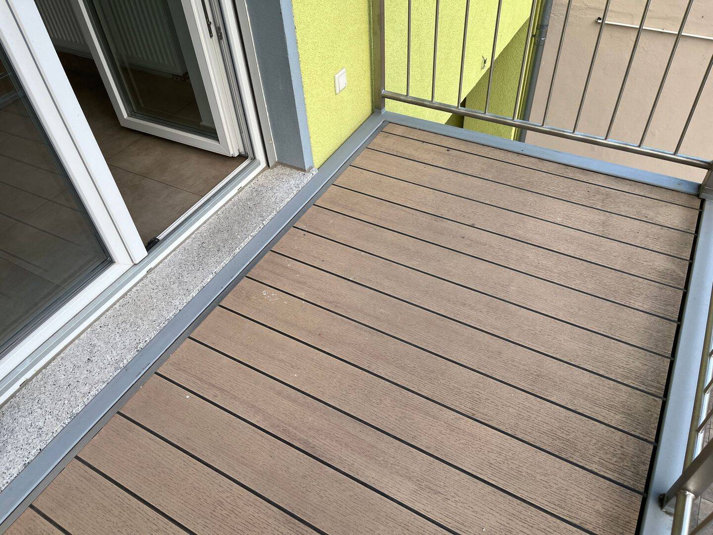 Erstbezug nach Renovierung - 3 ZW im 1. OG mit Balkon zum Innenhof, modernes Tageslichtbad mit Badewanne - ab sofort bezugsbereit – Nürnberg – Vorschaubild 9