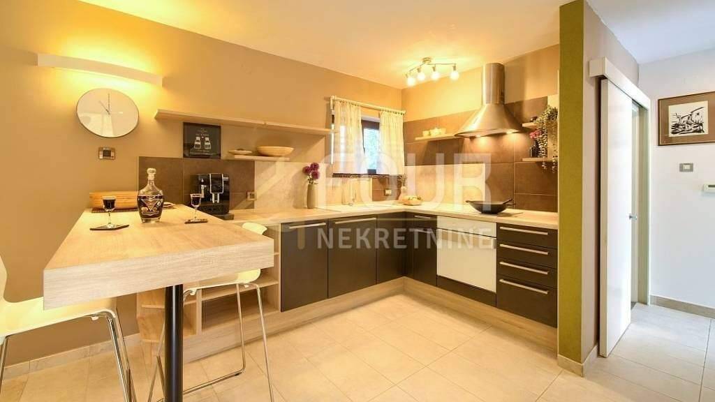 Haus zum Kauf 449.000 € 5 Zimmer 198 m² Cavle Cavle