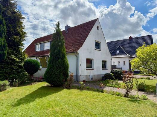 Mehrfamilienhaus zum Kauf 398.000 € 6 Zimmer 168 m² 965 m² Grundstück St. Lorenz Nord Lübeck 23554