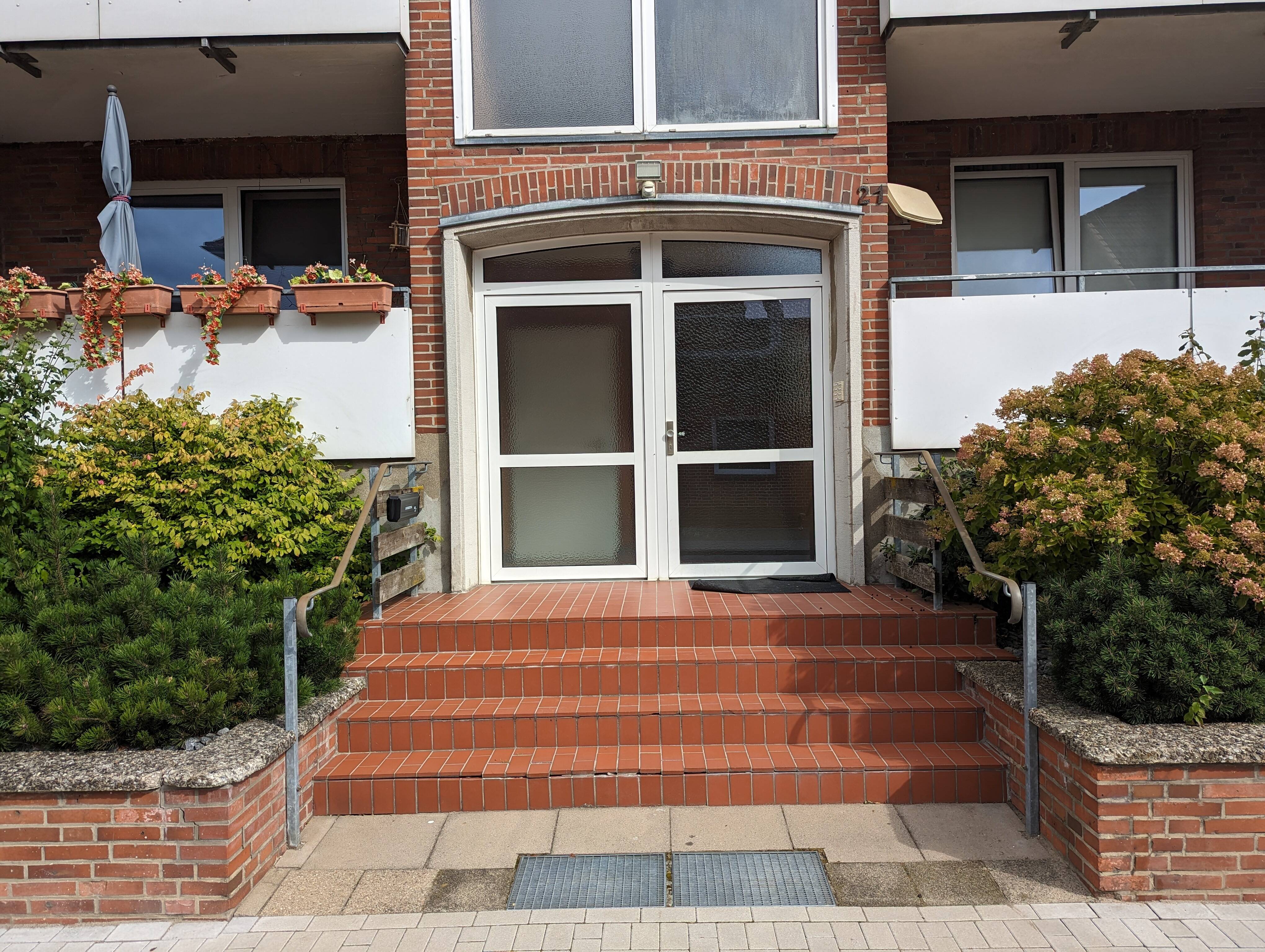 Property thumbnail 2