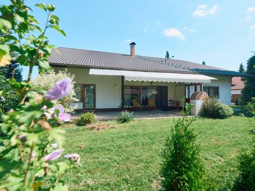 Einfamilienhaus zum Kauf 598.000 € 6 Zimmer 205 m² 1.197 m² Grundstück Vöhringen 72189