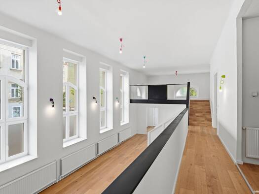 Büro zum Kauf 3.619 € 5 Zimmer Rudolfsheim-Fünfhaus 1150