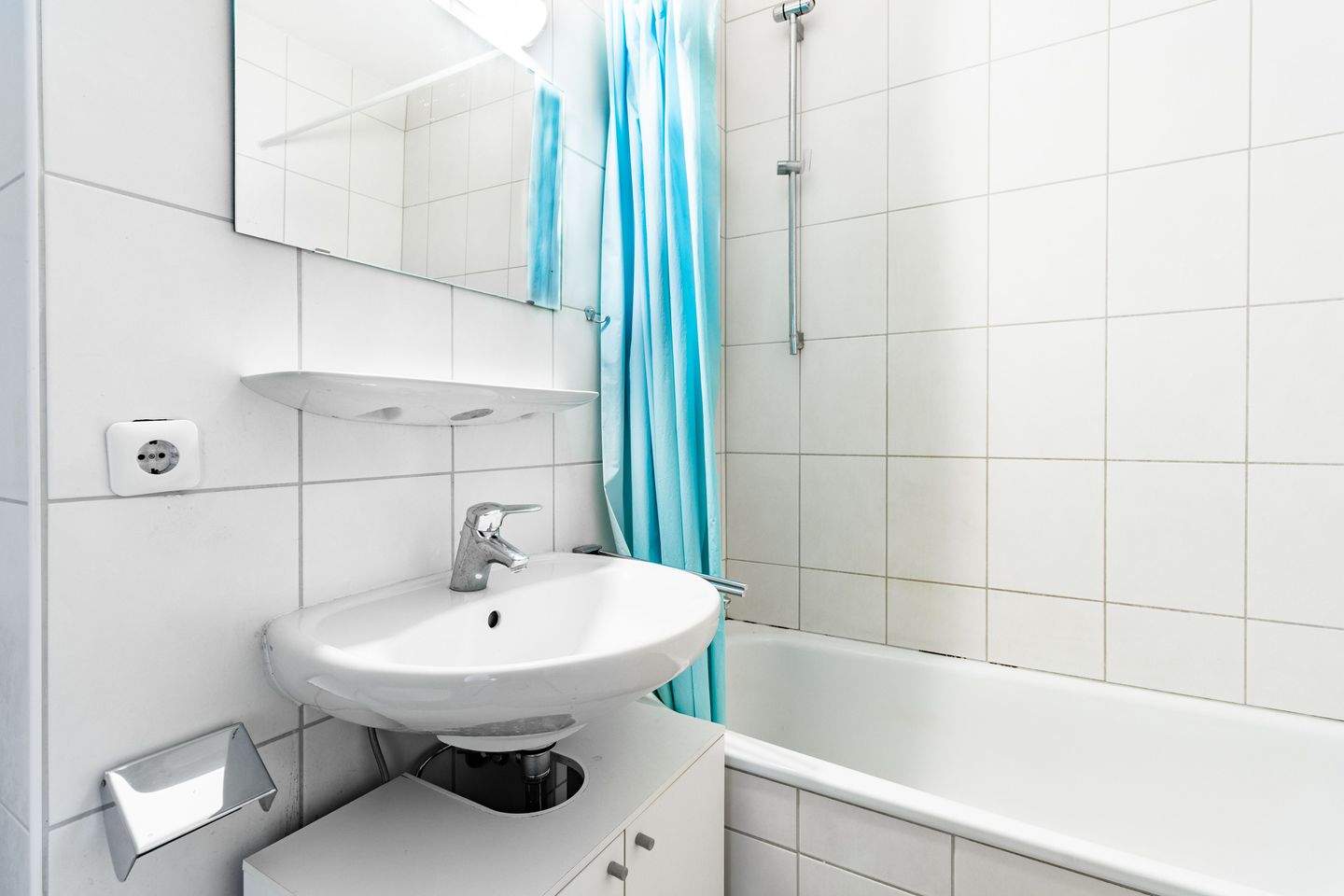 Immobilie in Rottendorf - Ein-Zimmer-Wohnung über den Dächern von Rottendorf mit Südbalkon, Einbauküche und Tiefgarage - Bild 3