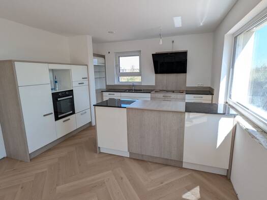 Terrassenwohnung zur Miete 1.170 € 3,5 Zimmer 100 m² Geschoss 1/4 frei ab sofort Brackenheim 74336
