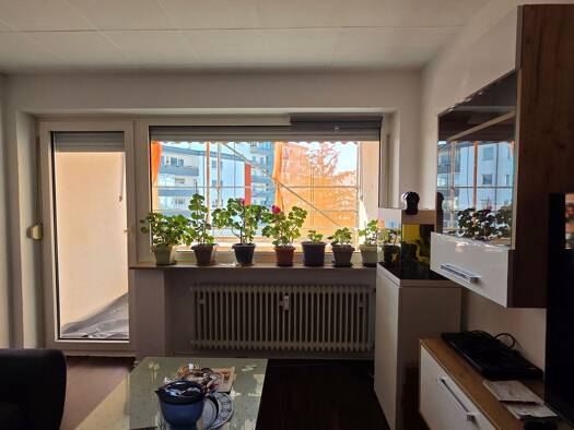 Wohnung zur Miete 650 € 2 Zimmer 60 m² Geschoss 3/5 frei ab 01.07.2026 Neumarkt Neumarkt in der Oberpfalz 92318