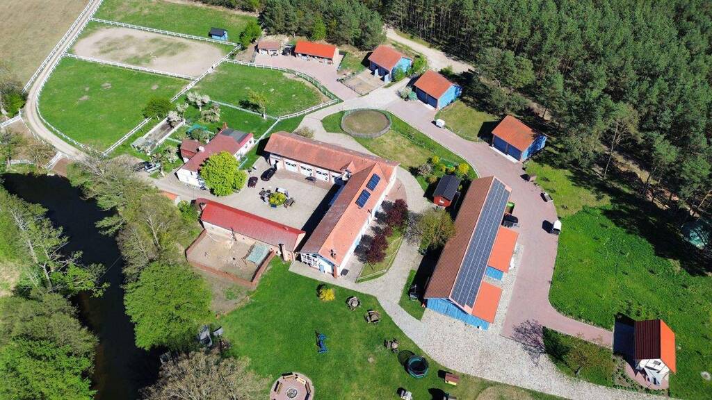 Landwirtschaftliche Fläche zum Kauf 5.500.000 € 626.400 m² Grundstück Krzyz Krzyz 64